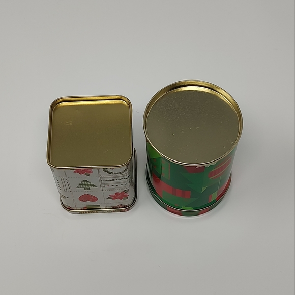 Vintage Set of 2 Little Tin Christmas Holiday Storage Containers Home Decor - Picture 5 of 5
